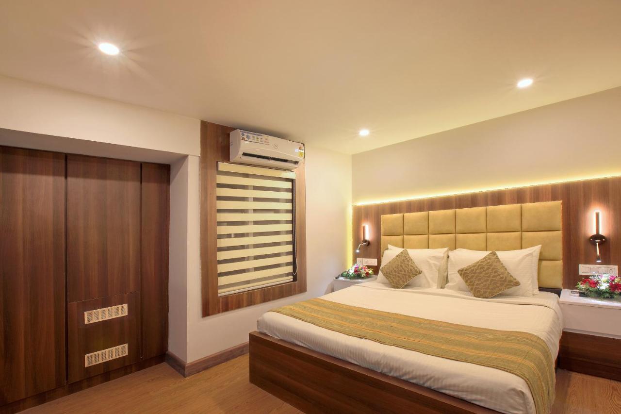 Hotel Kings Empire Kochi Eksteriør bilde