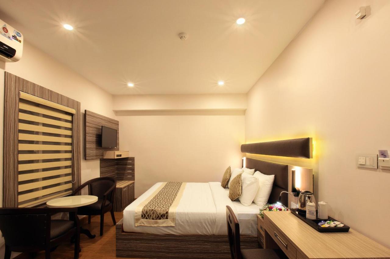 Hotel Kings Empire Kochi Eksteriør bilde